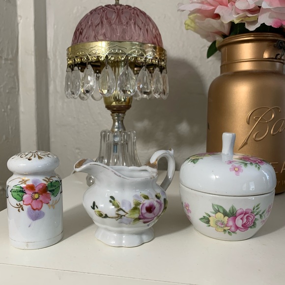 Vintage Other - 3 small vintage shabby chic home decor trinkets